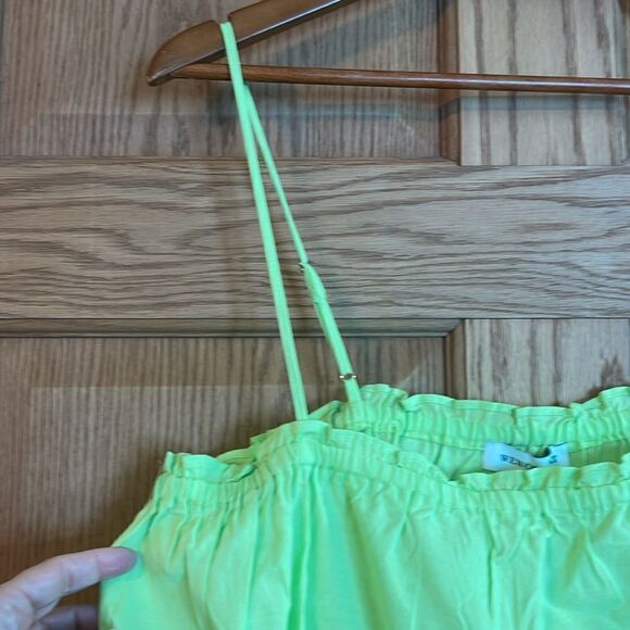 WEWOREWHAT Ruffle Cami Crop Top *NEW* - Picture 9 of 10